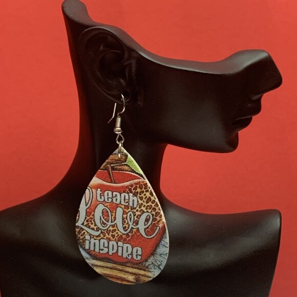 Teacher Earrings, Apple Earrings, Educator Earrings, Gift Idea, School Earrings - Picture 2 of 5